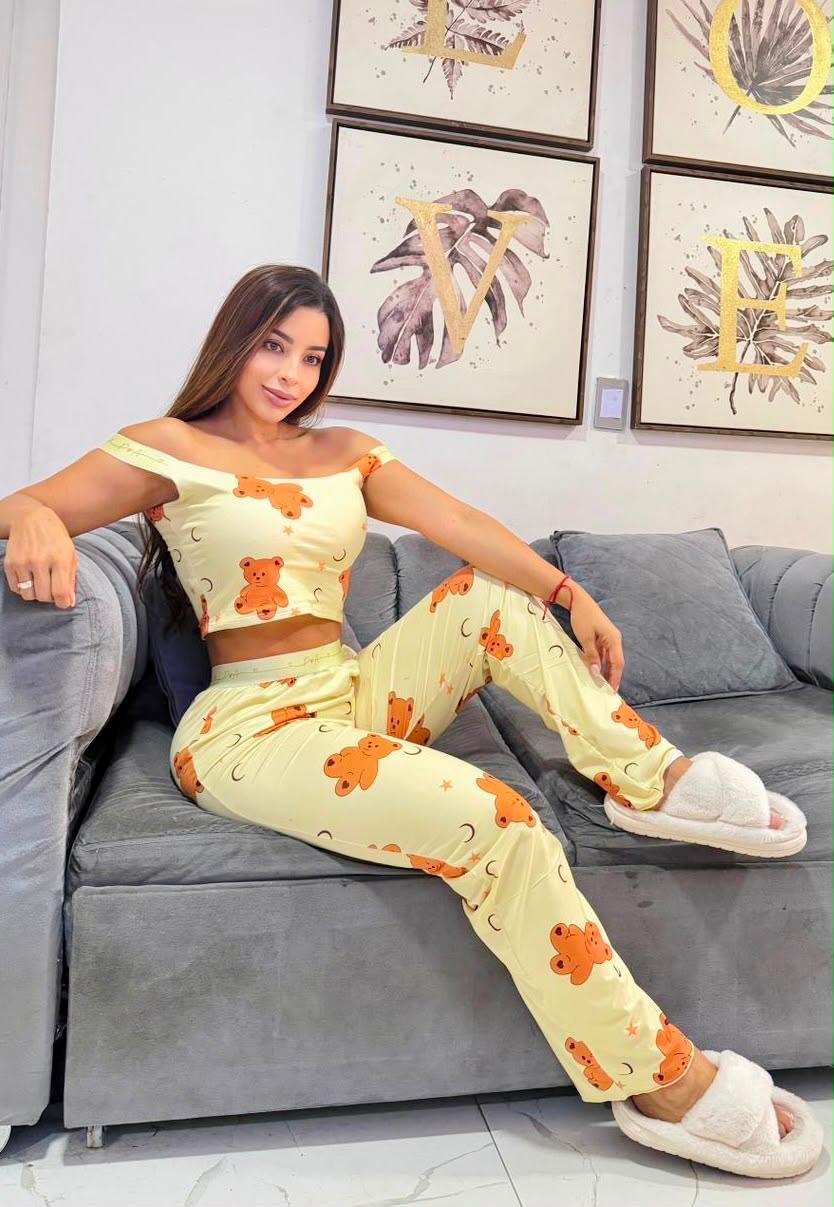 Pijama Elástica Primorosa